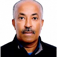 Hichem M. Azafzaf